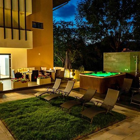 Velvet Home Ватра Дорней Екстериор снимка